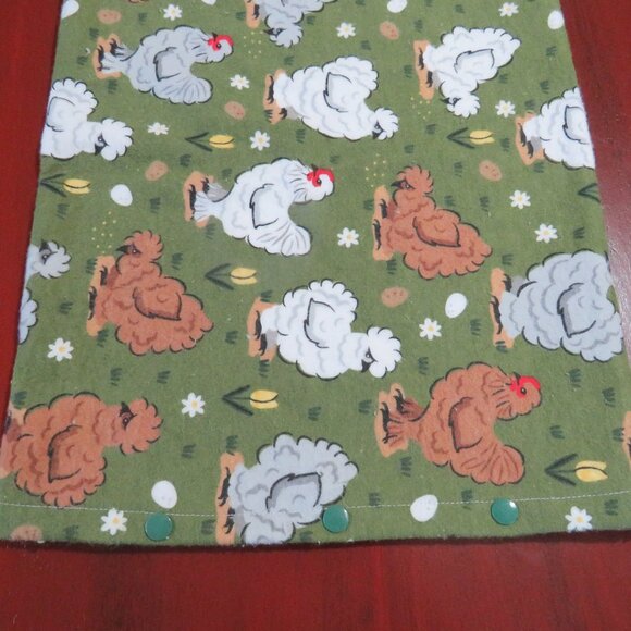 Heating Pad Cover, 12 x 15, Soft Green Flannel With Chickens, 3 Snap Closure - Picture 2 of 4